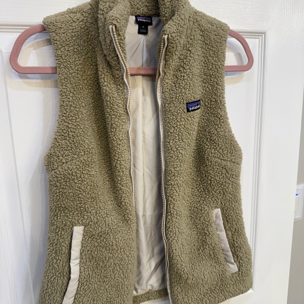 Patagonia Women's Los Gatos Fleece Vest, SZ Small. - Picture 8 of 11